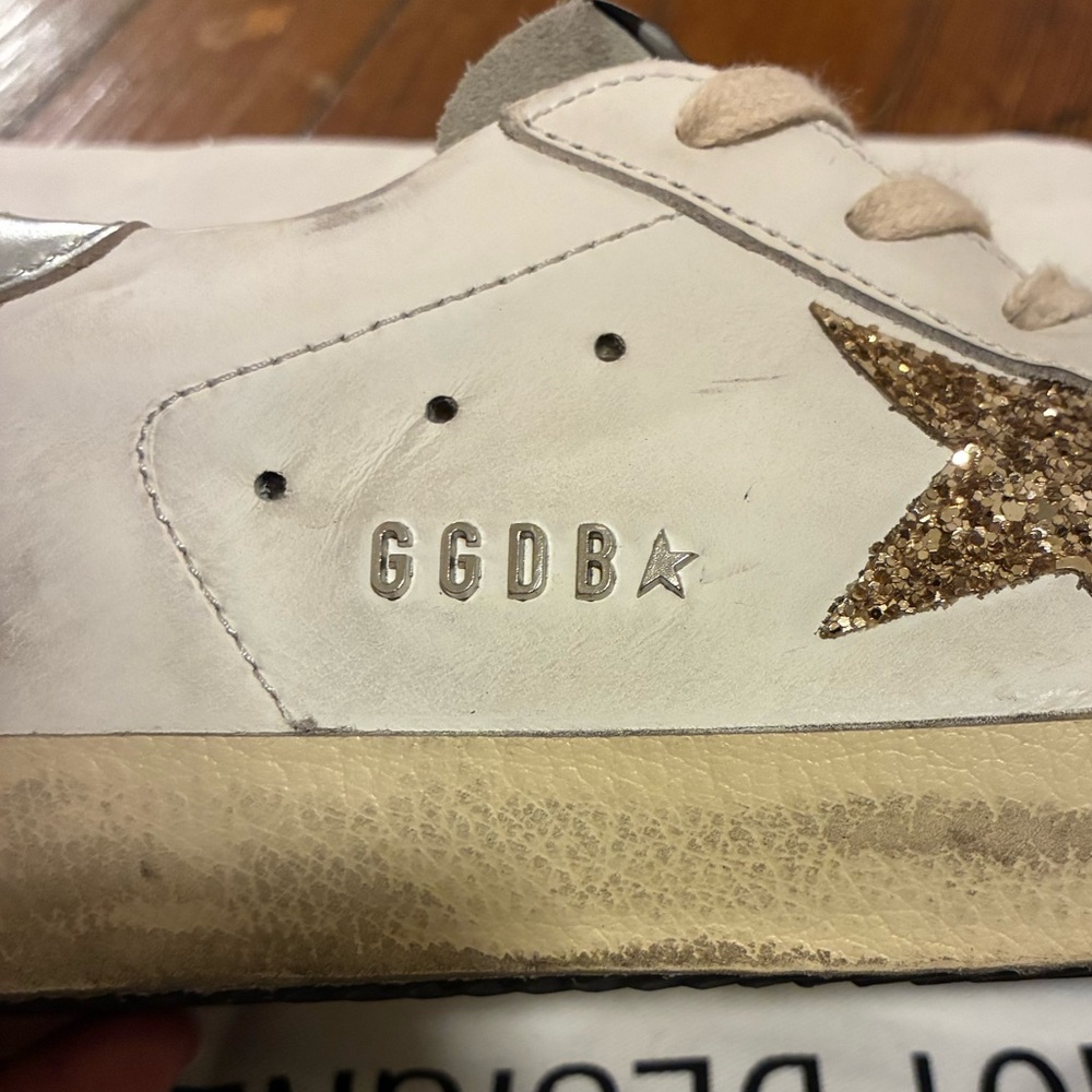 Golden Goose Super Star Classic with Gold Glitter Star - Picture 7 of 8